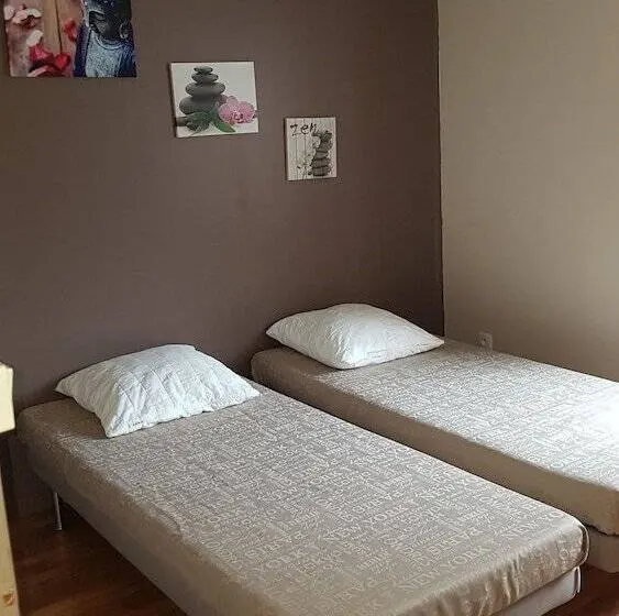 スタンダード４人部屋, La Marmotte De La Meije