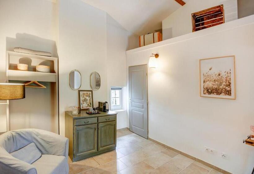 スタンダードルーム, Le Domaine De L Osage