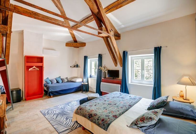 コンフォートトリプルルーム, Le Domaine De L Osage