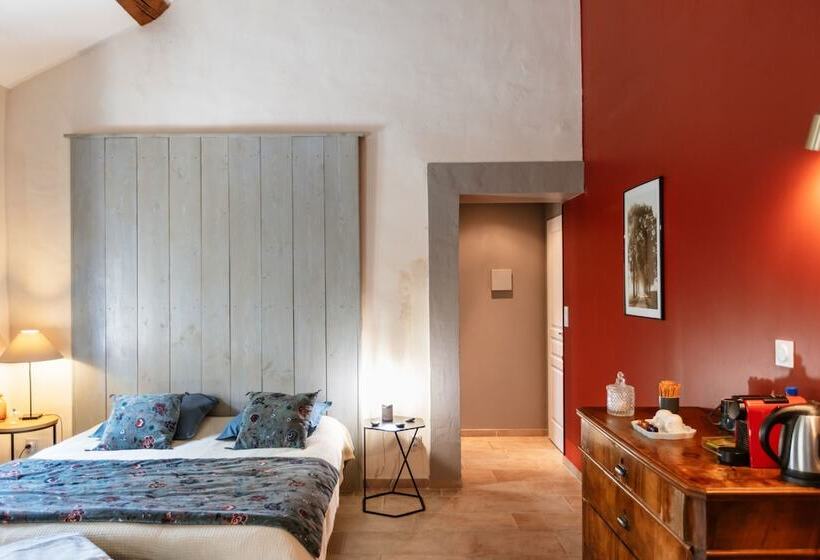 コンフォートトリプルルーム, Le Domaine De L Osage