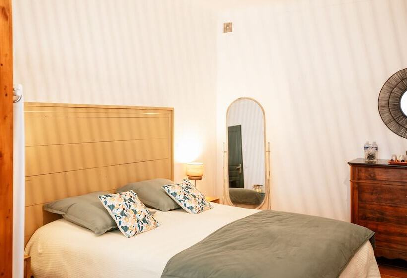 コンフォートトリプルルーム, Le Domaine De L Osage