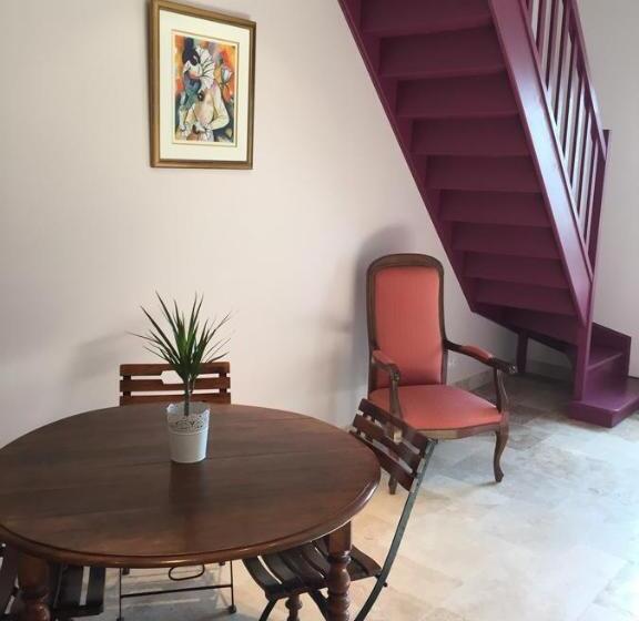 غرفة عائلية, Villa Varco