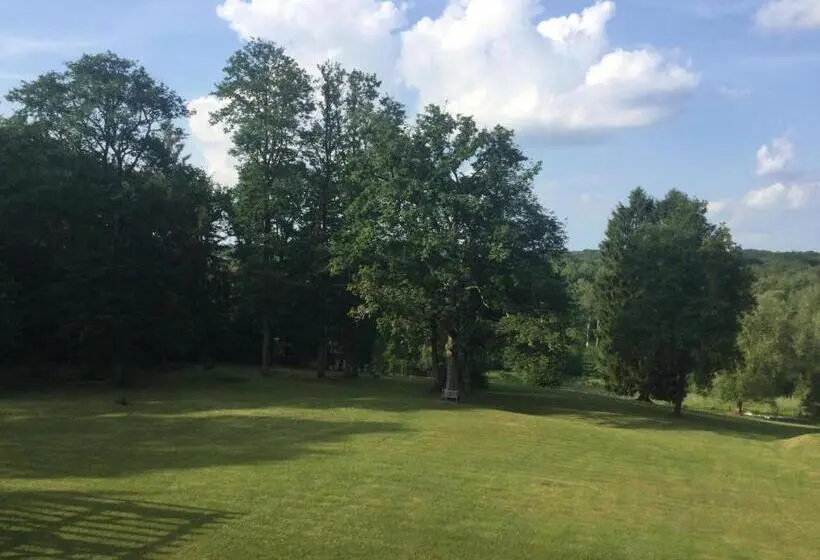 スタンダードルーム, Château Des Essards Avec Piscine Et Jacuzzi