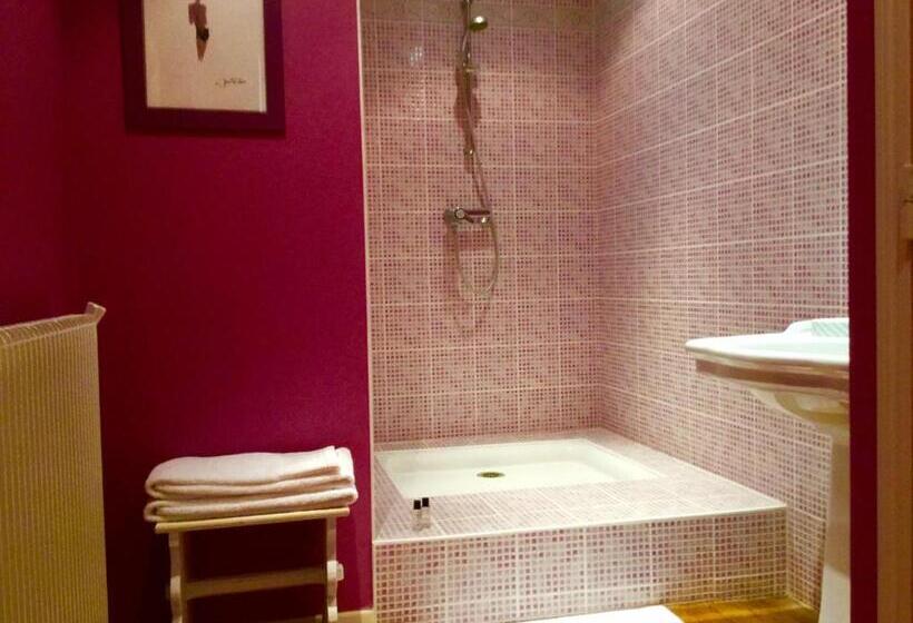 スタンダードルーム, Château Des Essards Avec Piscine Et Jacuzzi