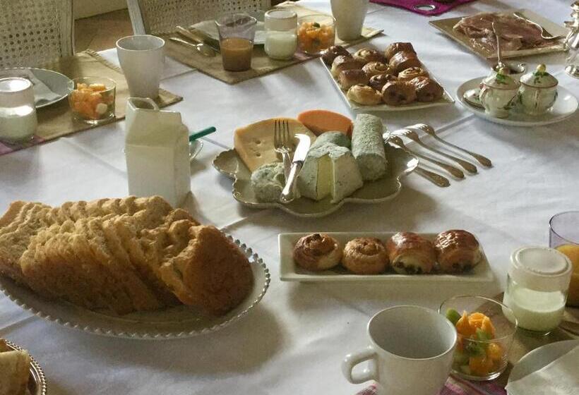 スーペリアールーム, Château Des Essards Avec Piscine Et Jacuzzi