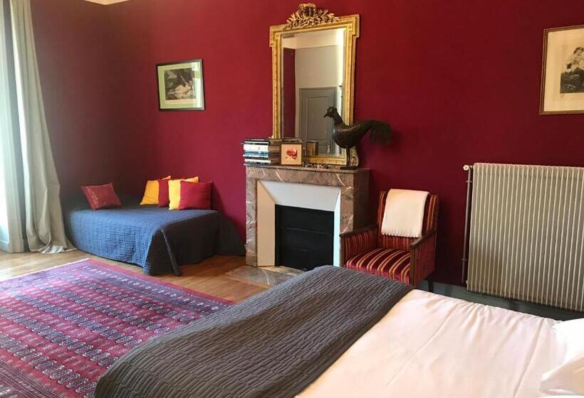 スーペリアトリプルルーム, Château Des Essards Avec Piscine Et Jacuzzi