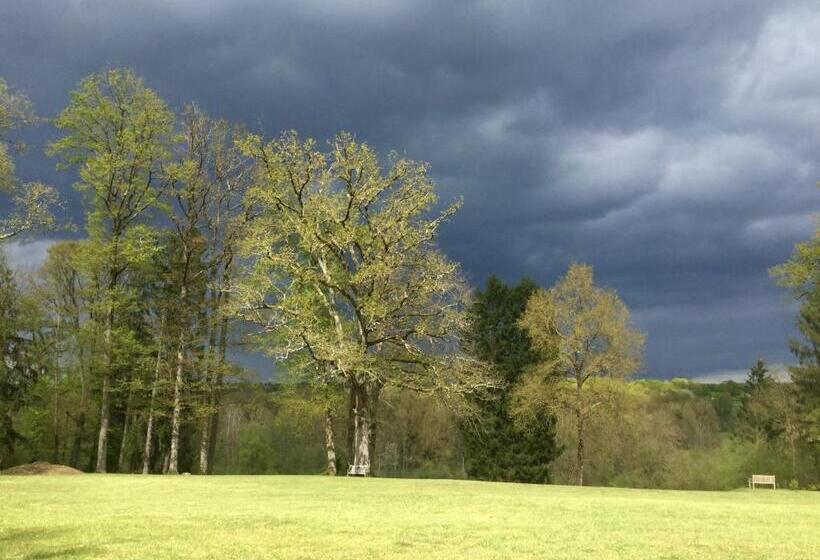 スイート（家族用）, Château Des Essards Avec Piscine Et Jacuzzi
