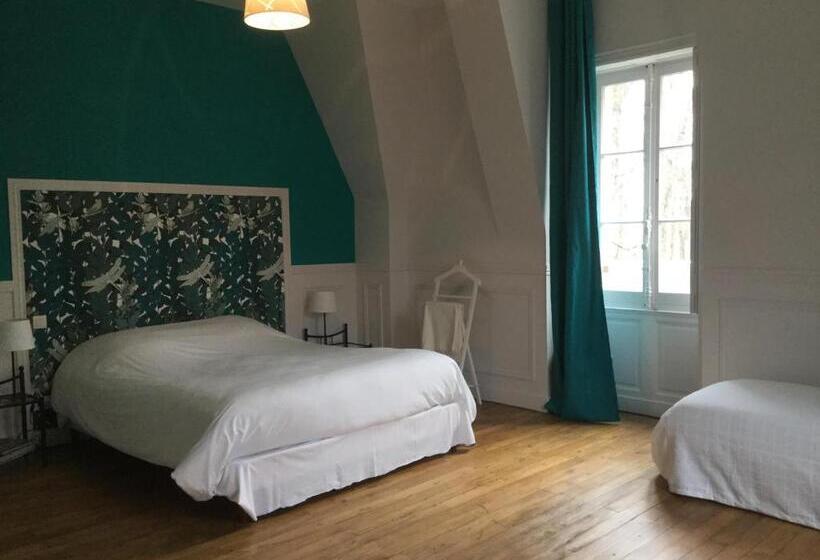 スイート（家族用）, Château Des Essards Avec Piscine Et Jacuzzi