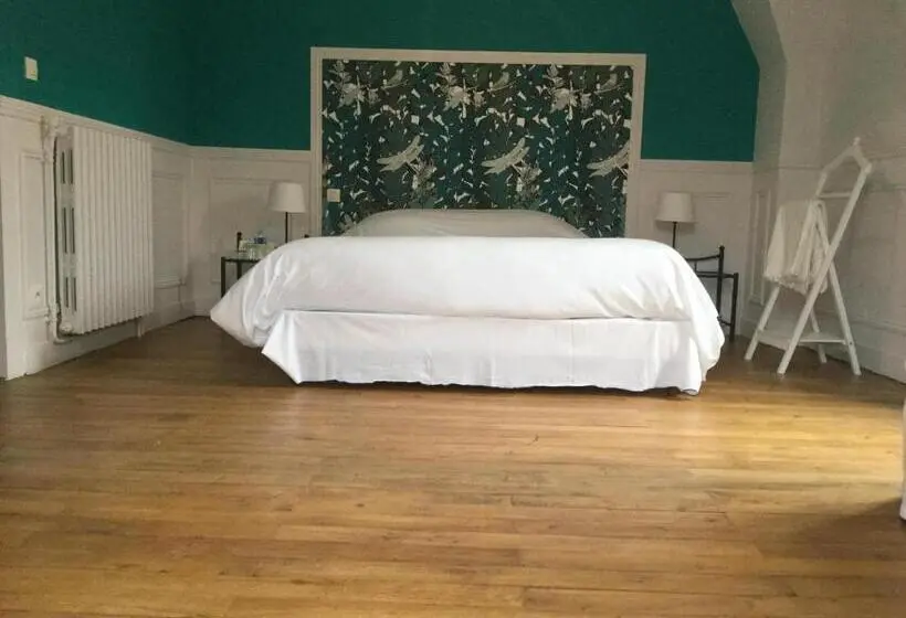 スイート(家族用), Château Des Essards Avec Piscine Et Jacuzzi