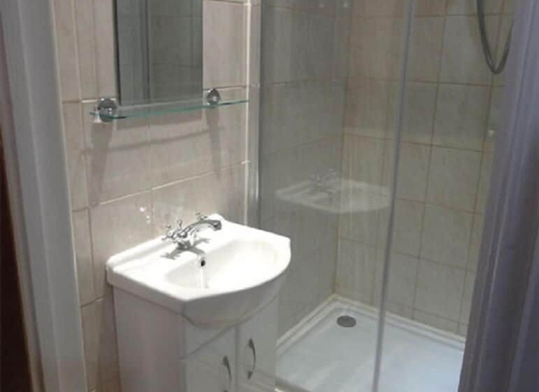 Номер Стандарт, The Crown And Woolpack