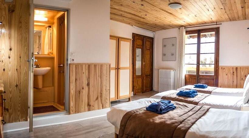 اتاق استاندارد سه نفره, Nant Morzine