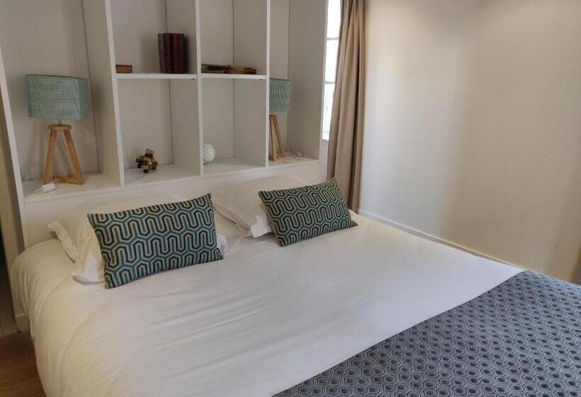 スタンダードルーム, 5 Chambres En Ville