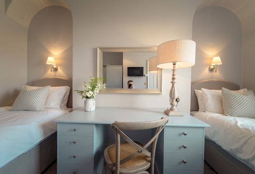 Номер Стандарт, Anabelle's Guest House