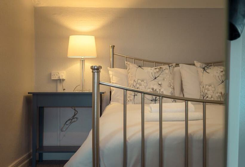 バス共有のスタンダードルーム, Anabelle's Guest House