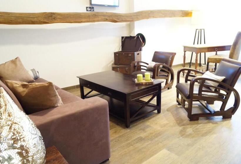 חדר סטנדרט לארבעה, Chambres D'hôtes La Leva