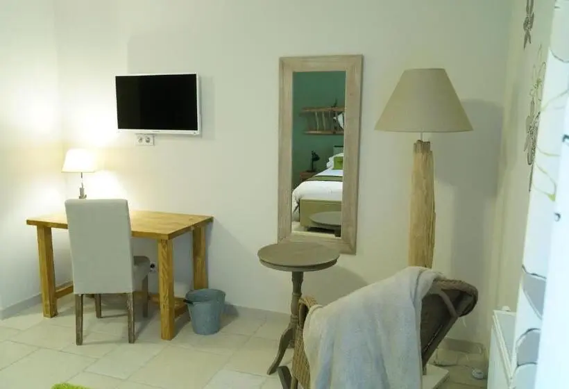 身障者適用スタンダードルーム, Chambres D'hôtes La Leva