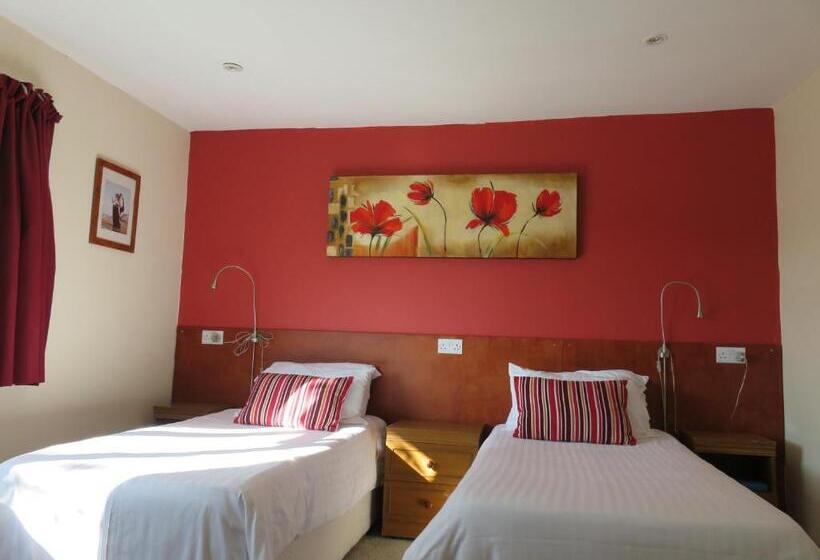 标准间, Cherry Lodge