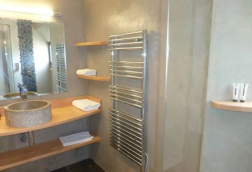 バスタブ付きスタンダードルーム, Chambres Du Vieux Bistrot