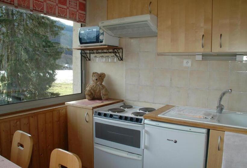 침실 2개 아파트, Résidence La Cour