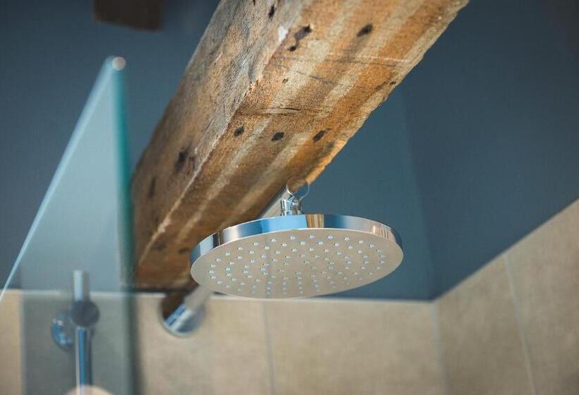 标准间, Chainlocker