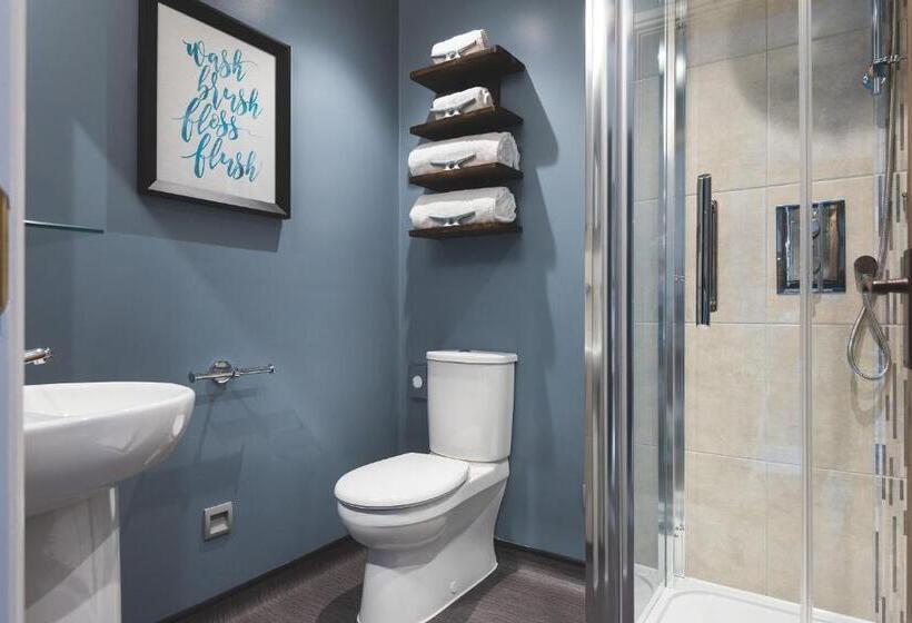 标准间, Chainlocker