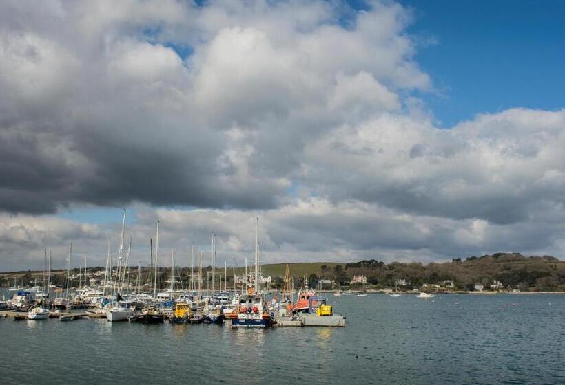 高级大房间, Chainlocker