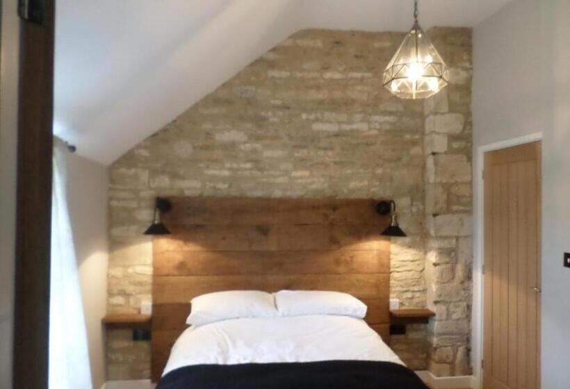 スタンダードルーム, The Queen Matilda Country Rooms