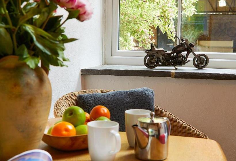 Студия Superior, Dale Farm Holidays