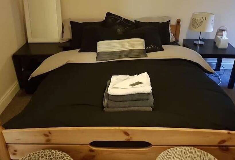 패밀리 룸, Macleods Guest House