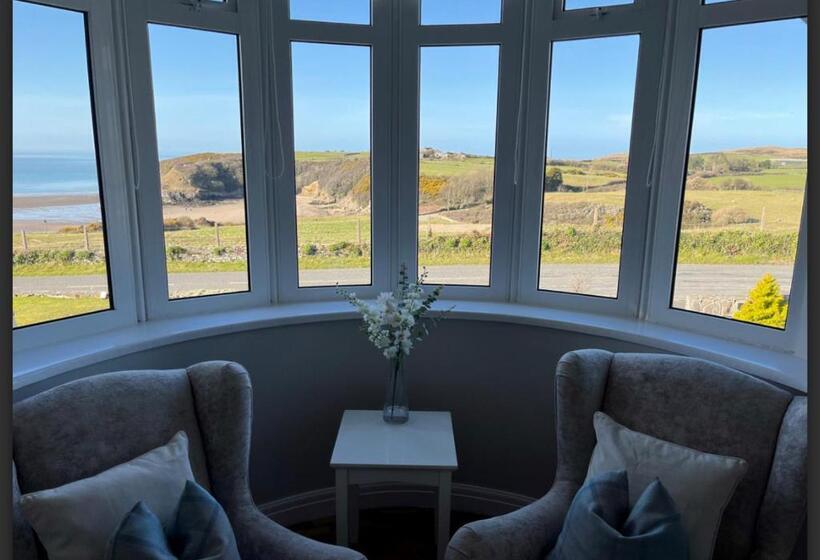 オーシャンビューデラックスルーム, Castellor Bed & Breakfast