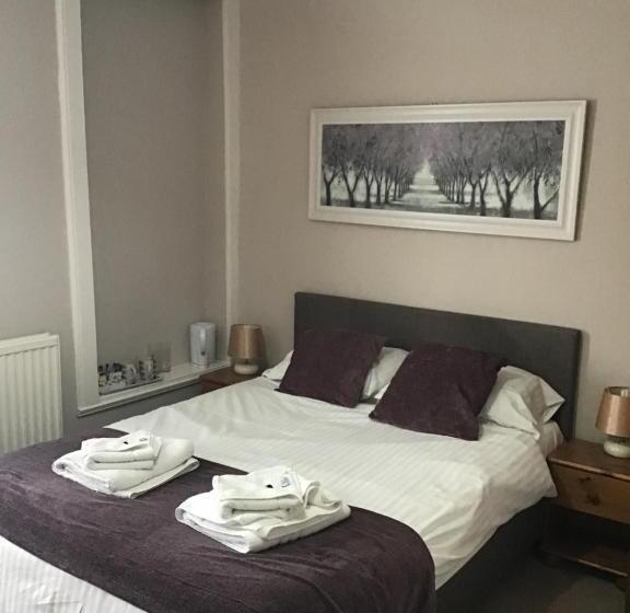 غرفة قياسية, Anglebury House