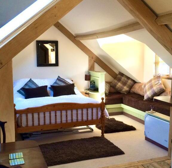 סוויטה משפחתית, Greencourt Loft   The Cotswold Way, Stroud