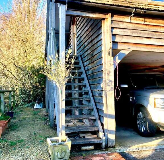 סוויטה משפחתית, Greencourt Loft   The Cotswold Way, Stroud