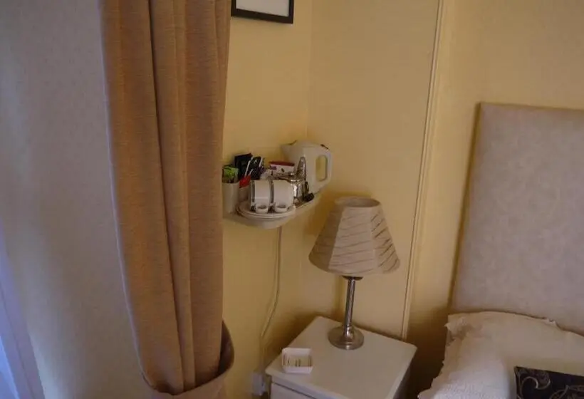 ガーデンビュースタンダードルーム, Ivy House B&b