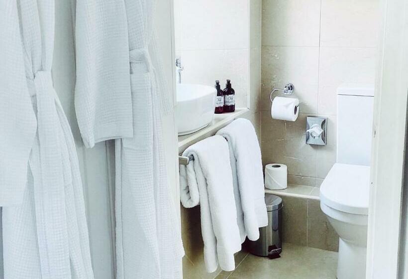 חדר סטנדרט, Olif