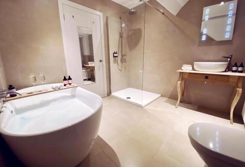 חדר דחוקס עם מיטת קינג, Olif