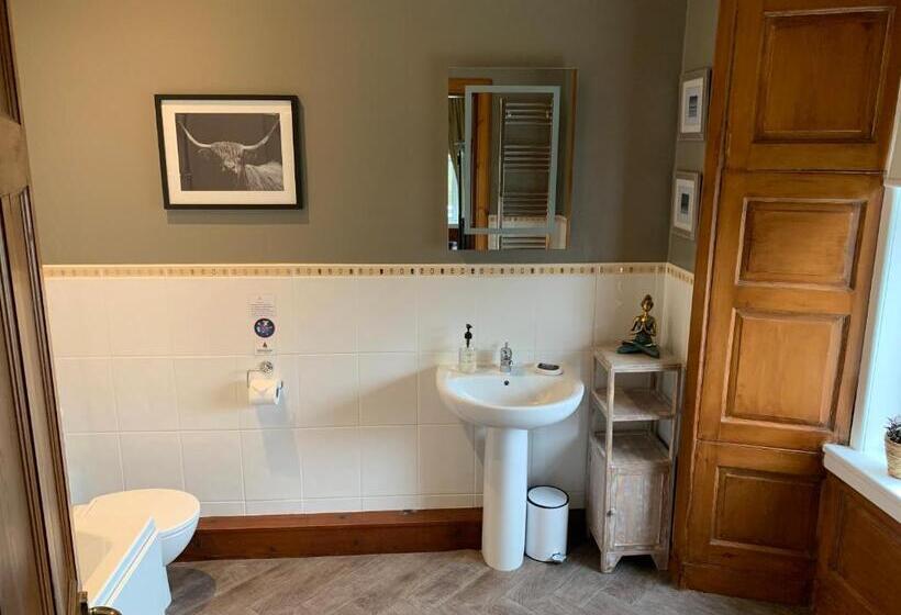 غرفة قياسية سرير كينج, The Shore House