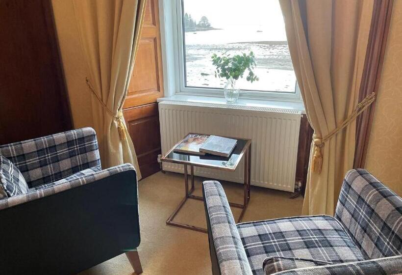 غرفة قياسية سرير كينج, The Shore House