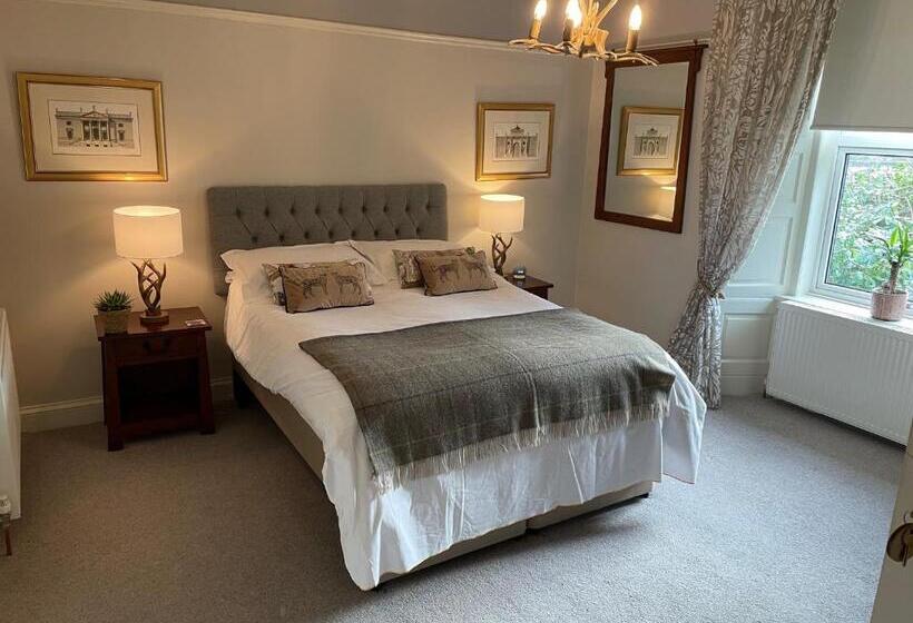 غرفة قياسية مطلّة علي البحيرة, The Shore House