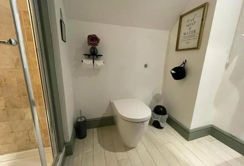デラックスルーム, The Windmill Inn