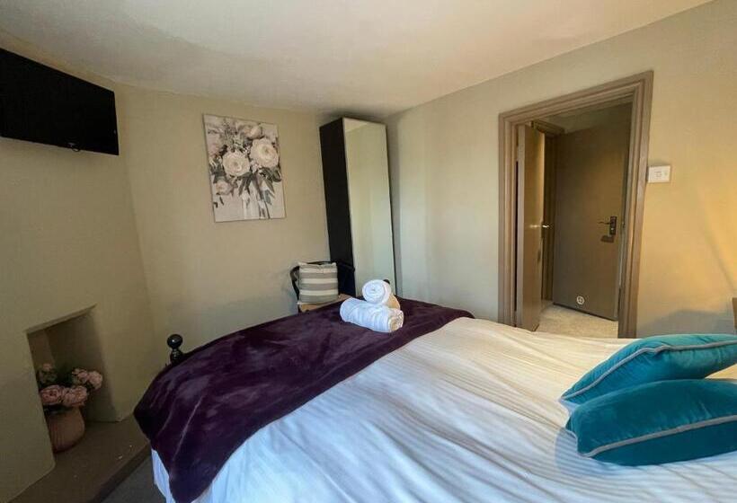 Семейный Номер, The Windmill Inn