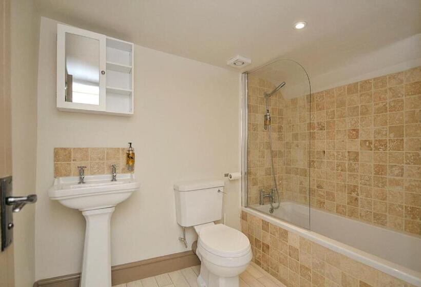 Номер Стандарт, The Windmill Inn