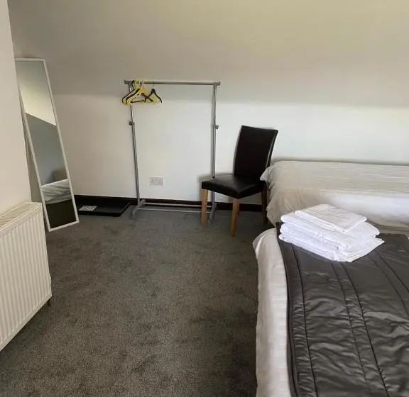 スタンダード4人部屋, The Barn Lodge