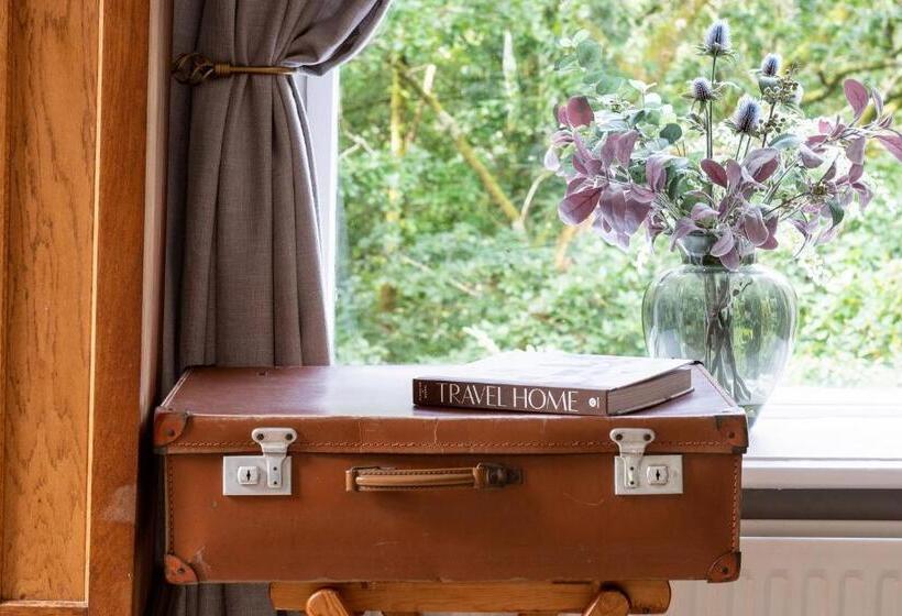 디럭스 룸 킹사이즈 침대, Afon Rhaiadr Country House