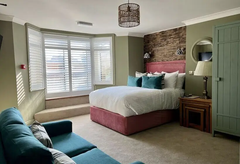 オーシャンビュースイート, East Beach Guest House
