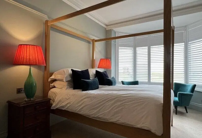 キングサイズベッドのデラックスルーム, East Beach Guest House