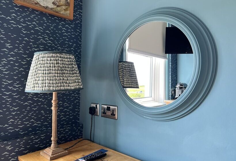 Номер Стандарт Индивидуальный Вид на Море, East Beach Guest House