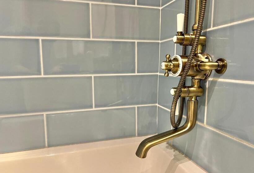 Номер Deluxe Кровать Кинг, East Beach Guest House