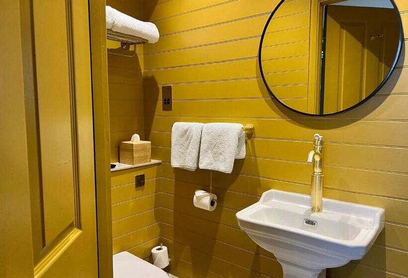 Номер Deluxe Кровать Кинг, East Beach Guest House