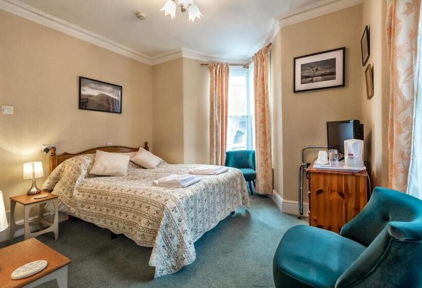 חדר סטנדרט, Garth Dderwen